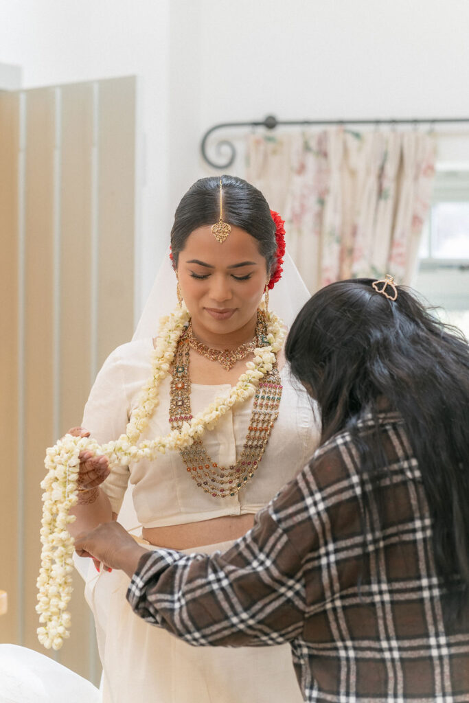 Gate Street Barn Wedding | Oxfordshire Wedding Photographer | Surrey Wedding Photographer