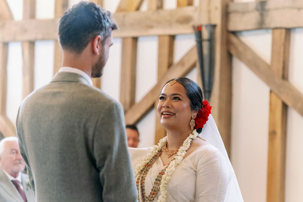Gate Street Barn Wedding | Oxfordshire Wedding Photographer | Surrey Wedding Photographer